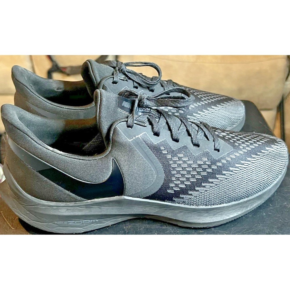 Nike Air Zoom Winflo 6 Triple Black 2019 - (AQ7497-004) Men's Size 11